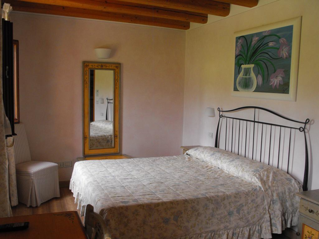 Agriturismo Althea Vittorio Veneto Pokoj fotografie
